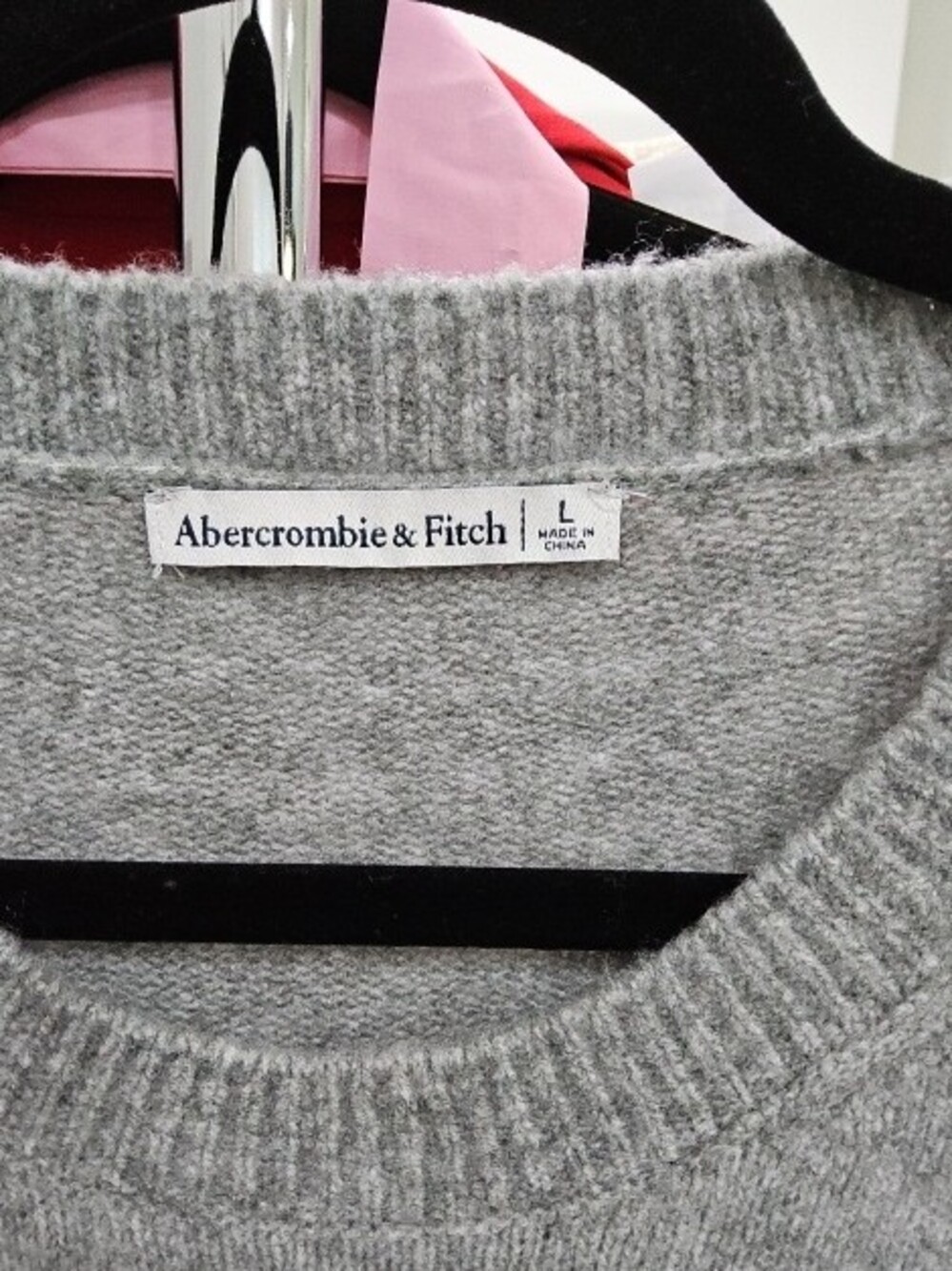 Abercrombie & Fitch Heather Gray Short-Sleeve Crew Sweater - Picture 2 of 2